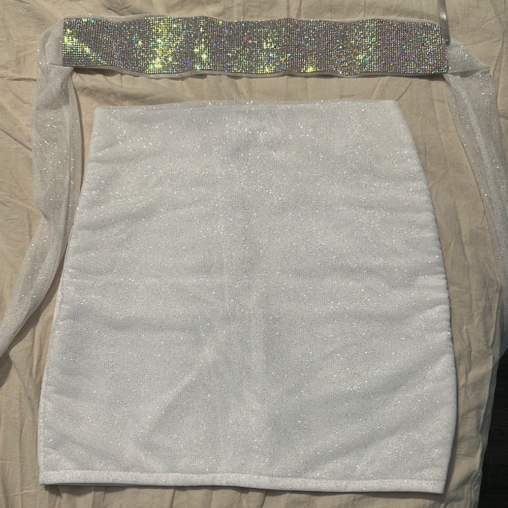 Sparkling Silver Two-Piece Set - Picture 2 of 3